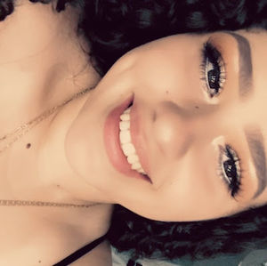 Meet your Posher, Aimee